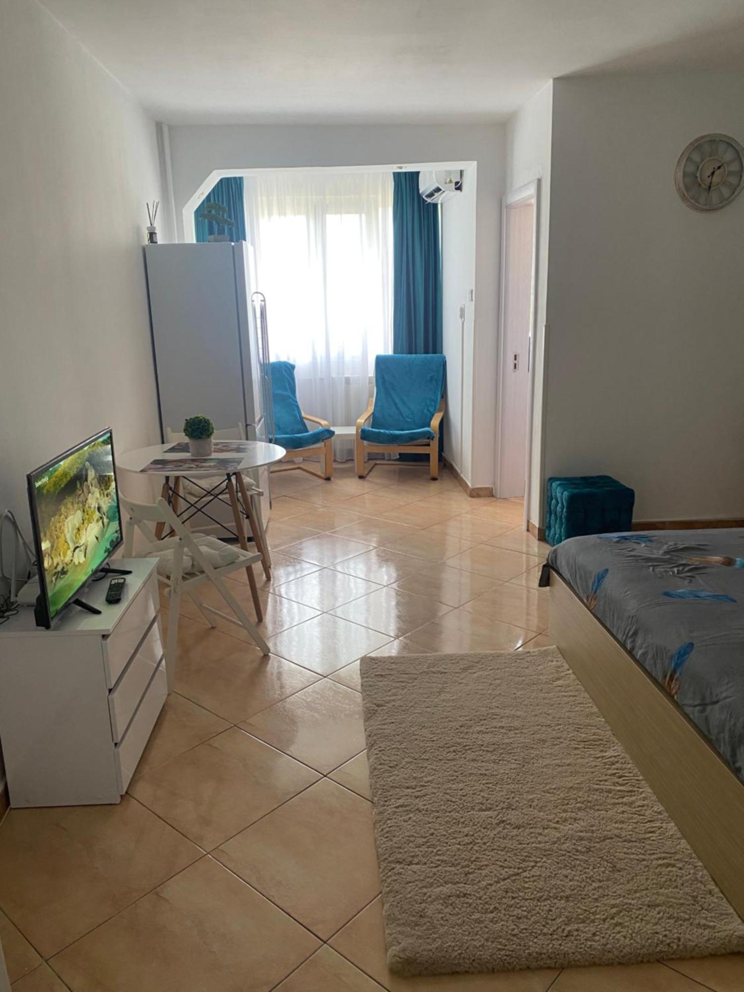 Studio Garsoniera 552 Bucureşti Ngoại thất bức ảnh