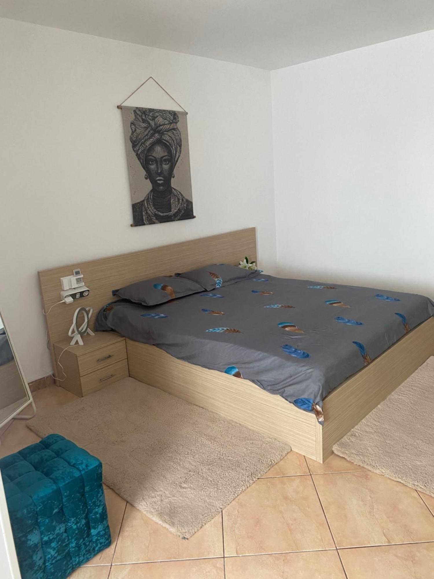 Studio Garsoniera 552 Bucureşti Ngoại thất bức ảnh