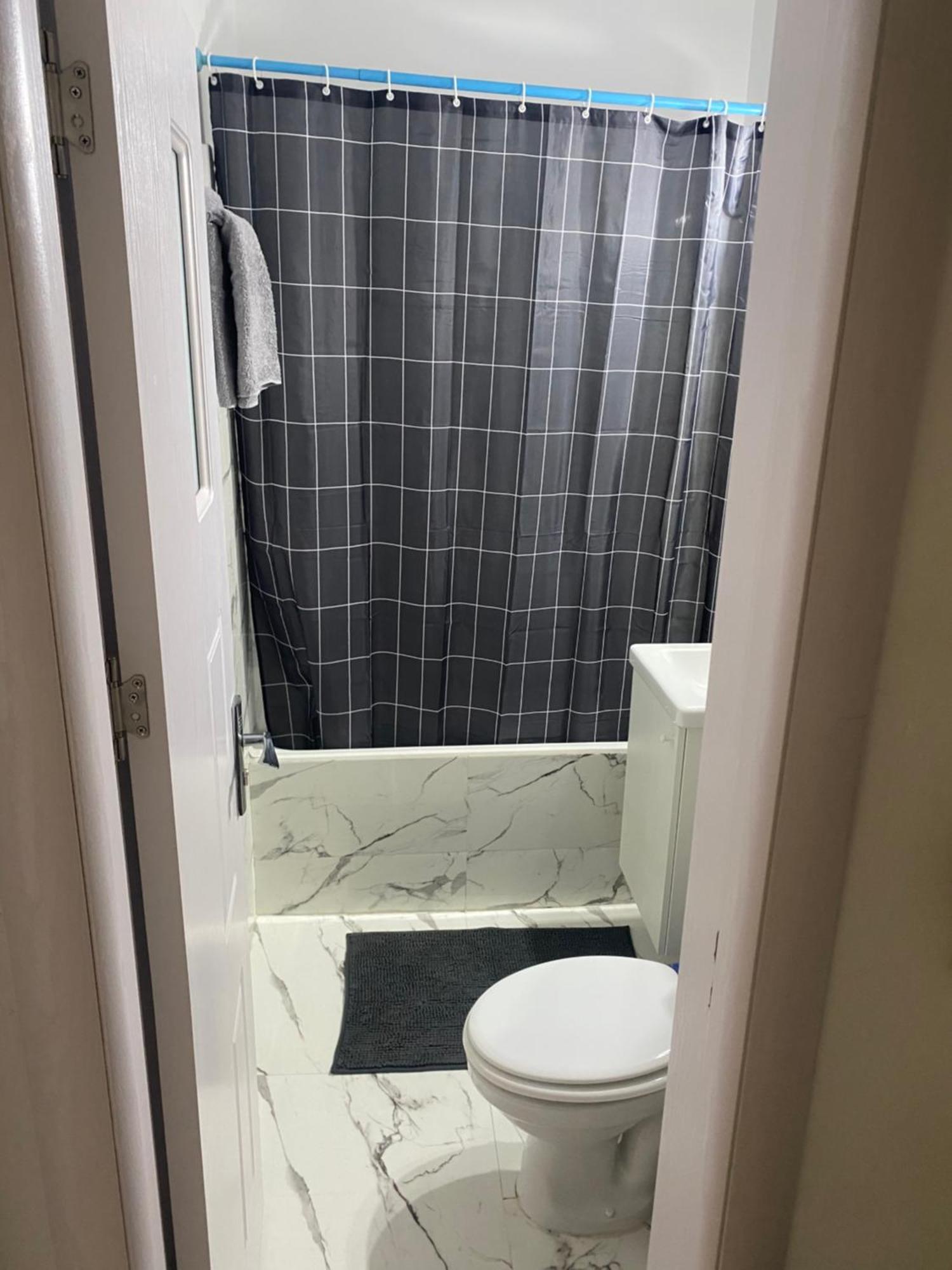 Studio Garsoniera 552 Bucureşti Ngoại thất bức ảnh